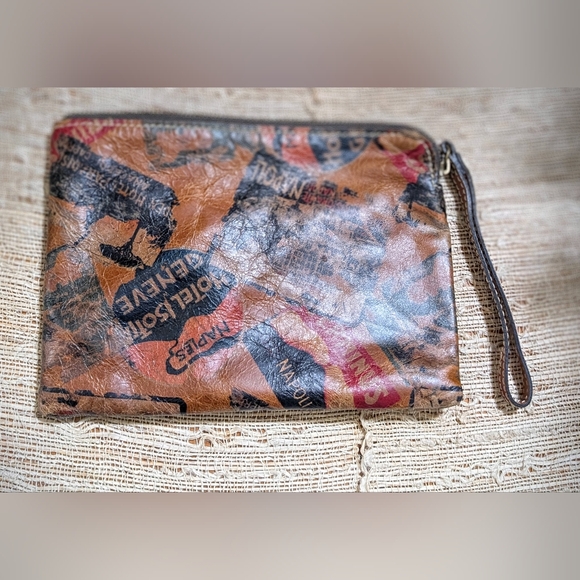 RARE!! Patricia Nash • Old World Clutch - Picture 2 of 4